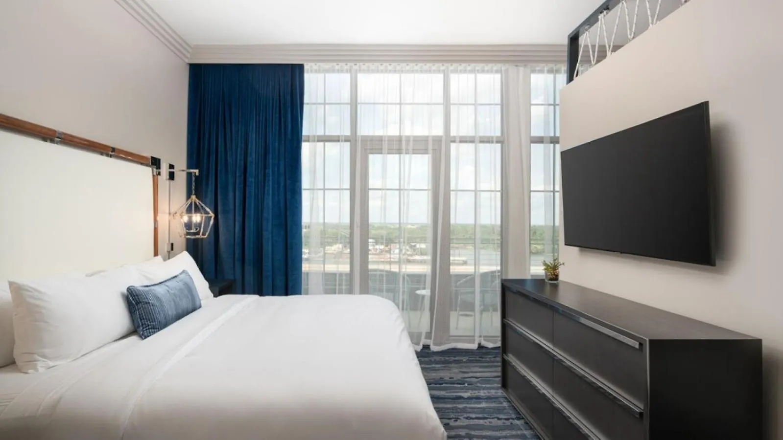 Hotel Jw Marriott Plant Riverside District 5*