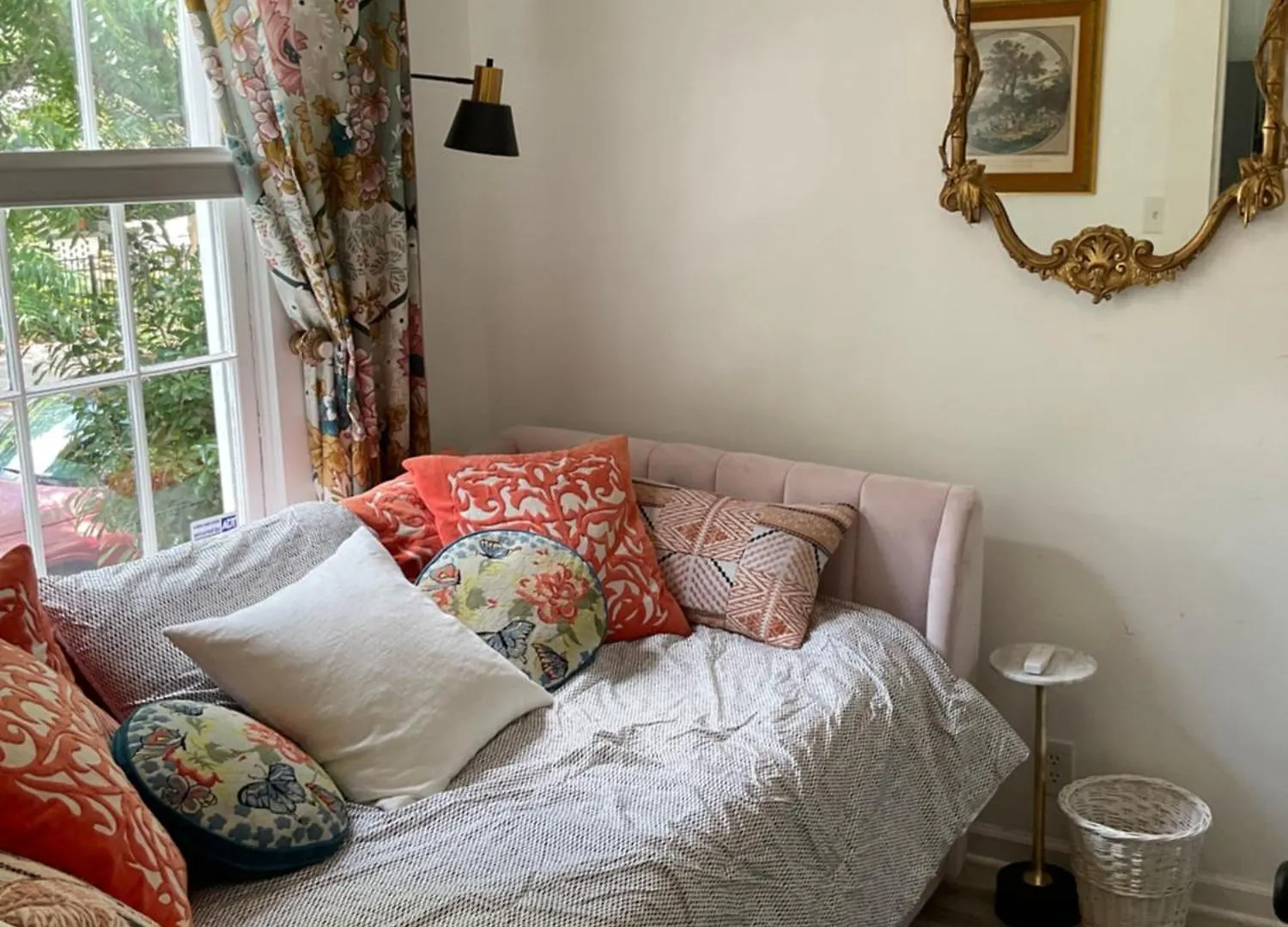Charlton's Charming * Savannah