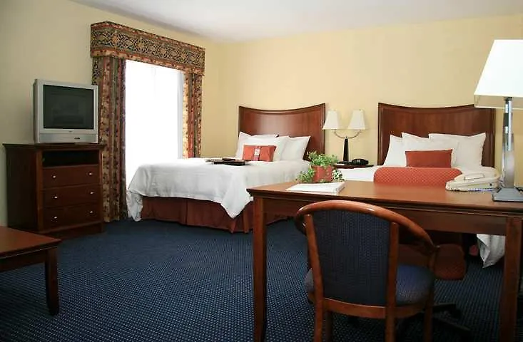 Hotel Hampton & - I-95 South - Gateway 3*