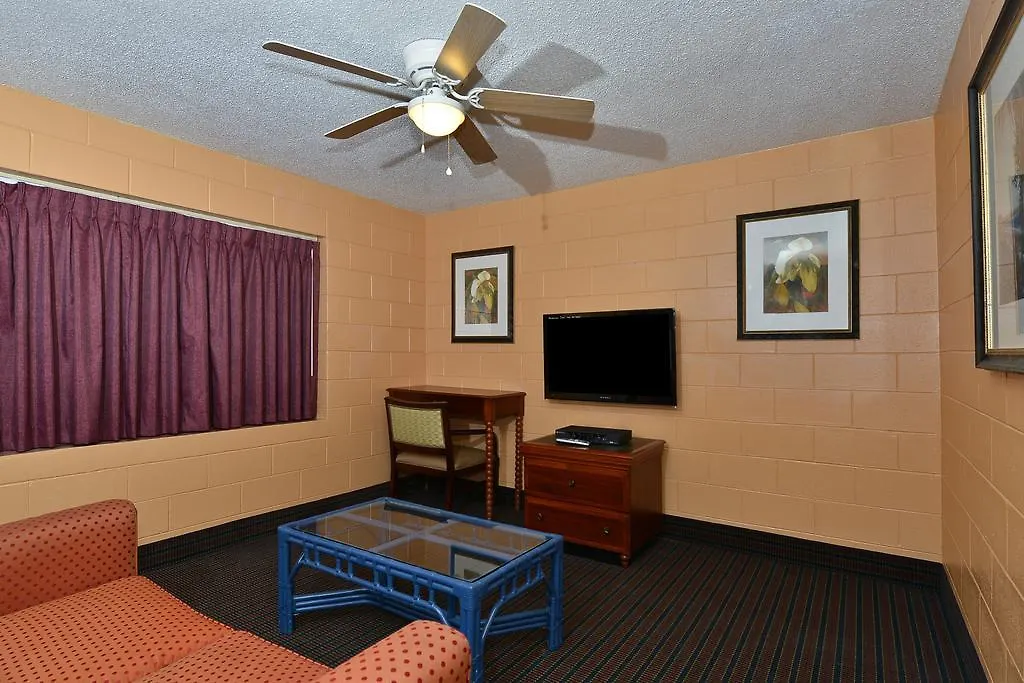 And Port Area Hotel 3*