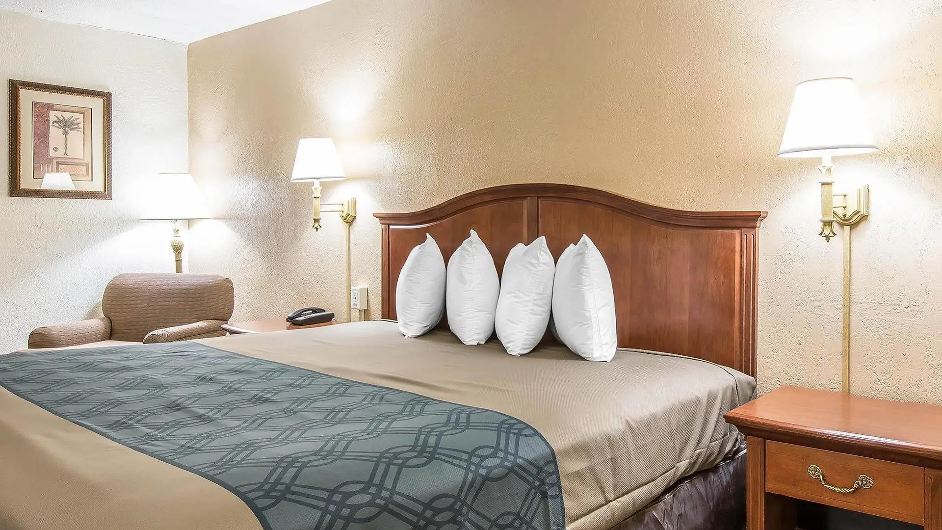 Econo Midtown Motel 2*