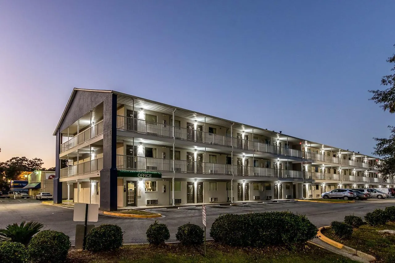 6-savannah, Ga Hotel