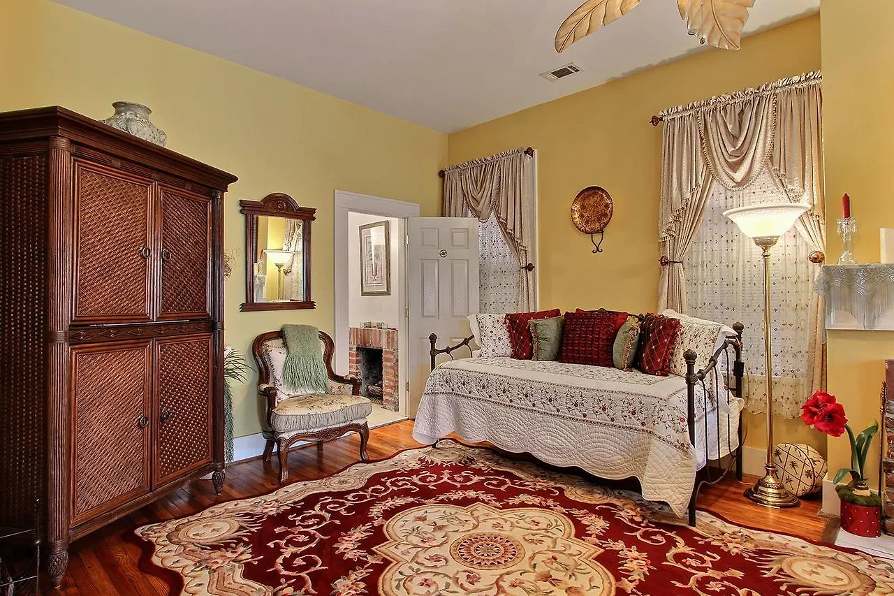 Bed & Breakfast Palm 2*