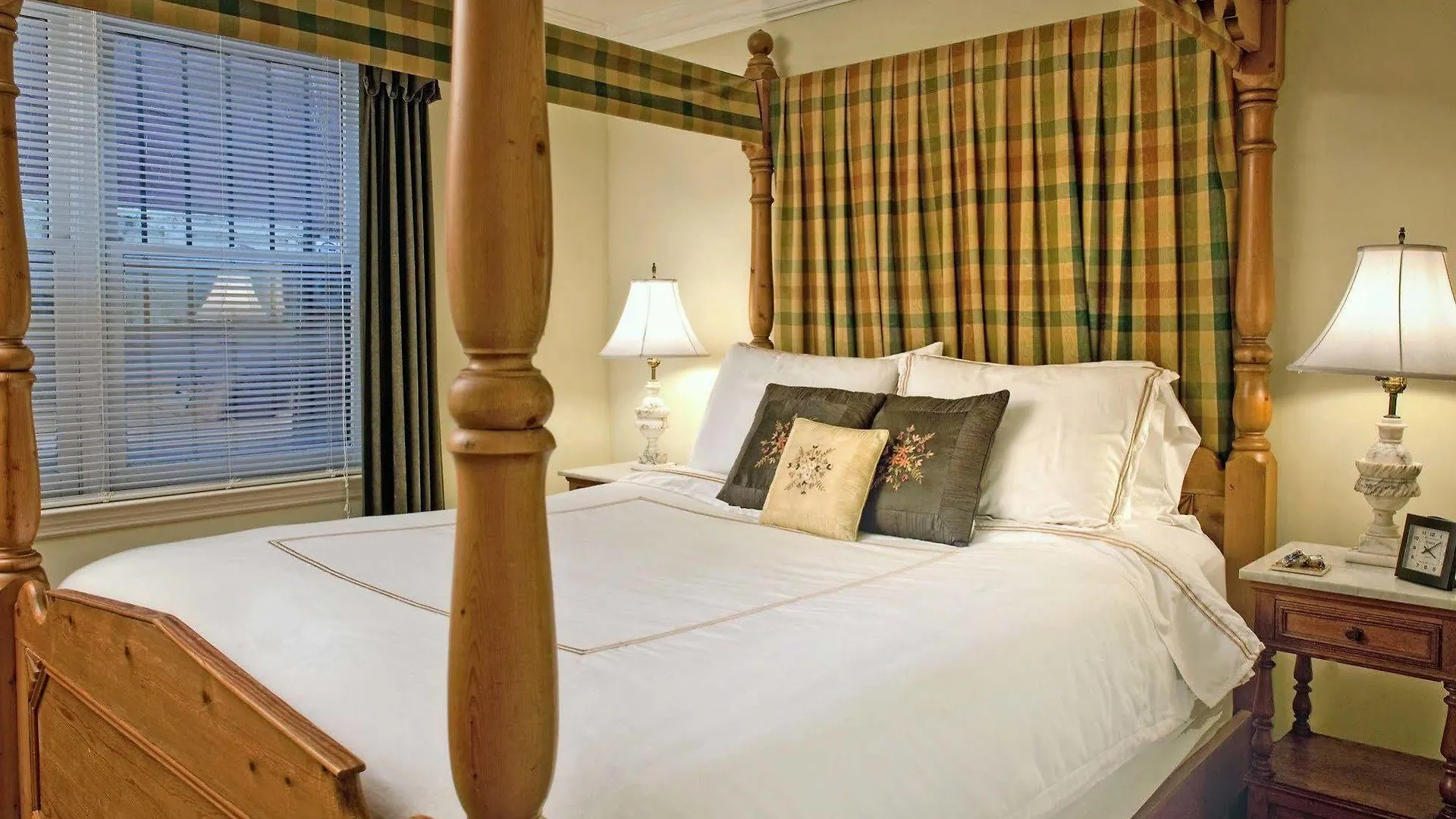 Galloway House Inn 2*