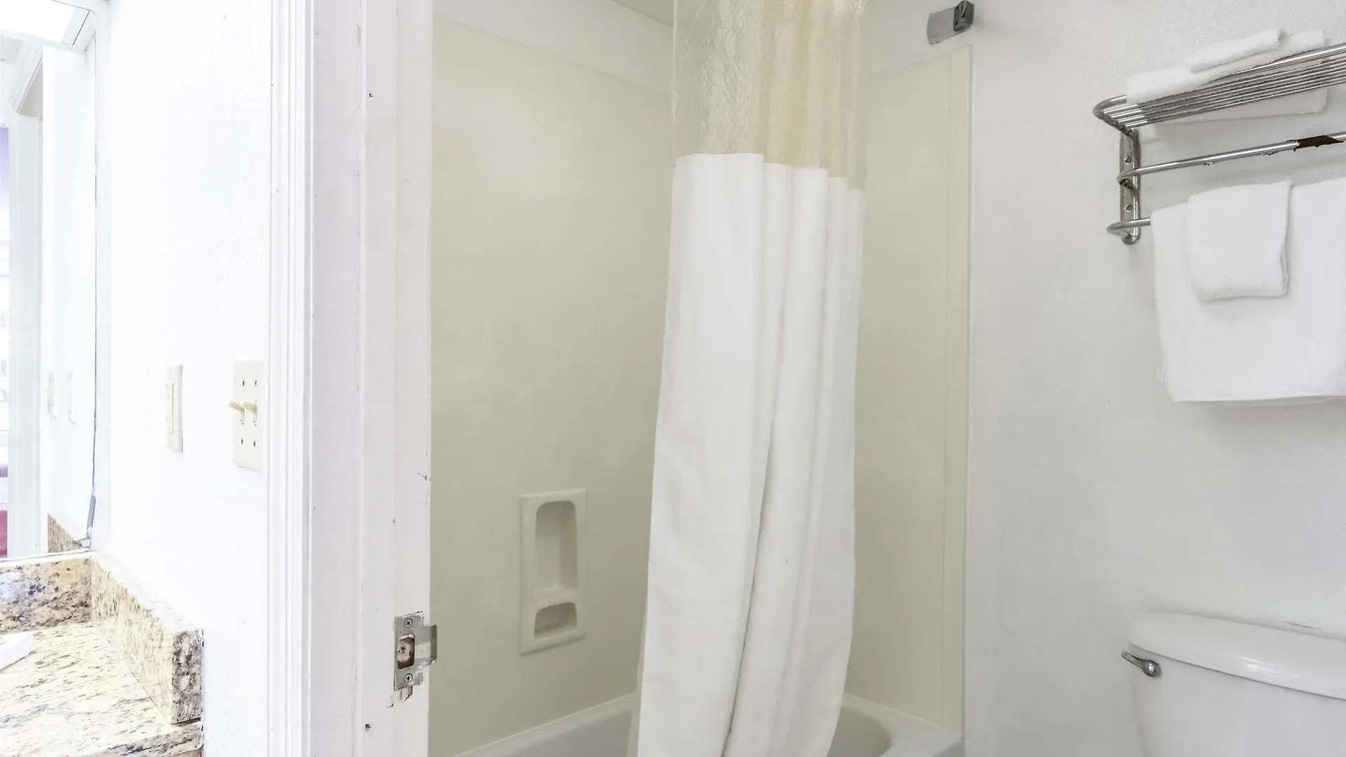 Hotel 6-pooler, Ga - Savannah Airport Pooler