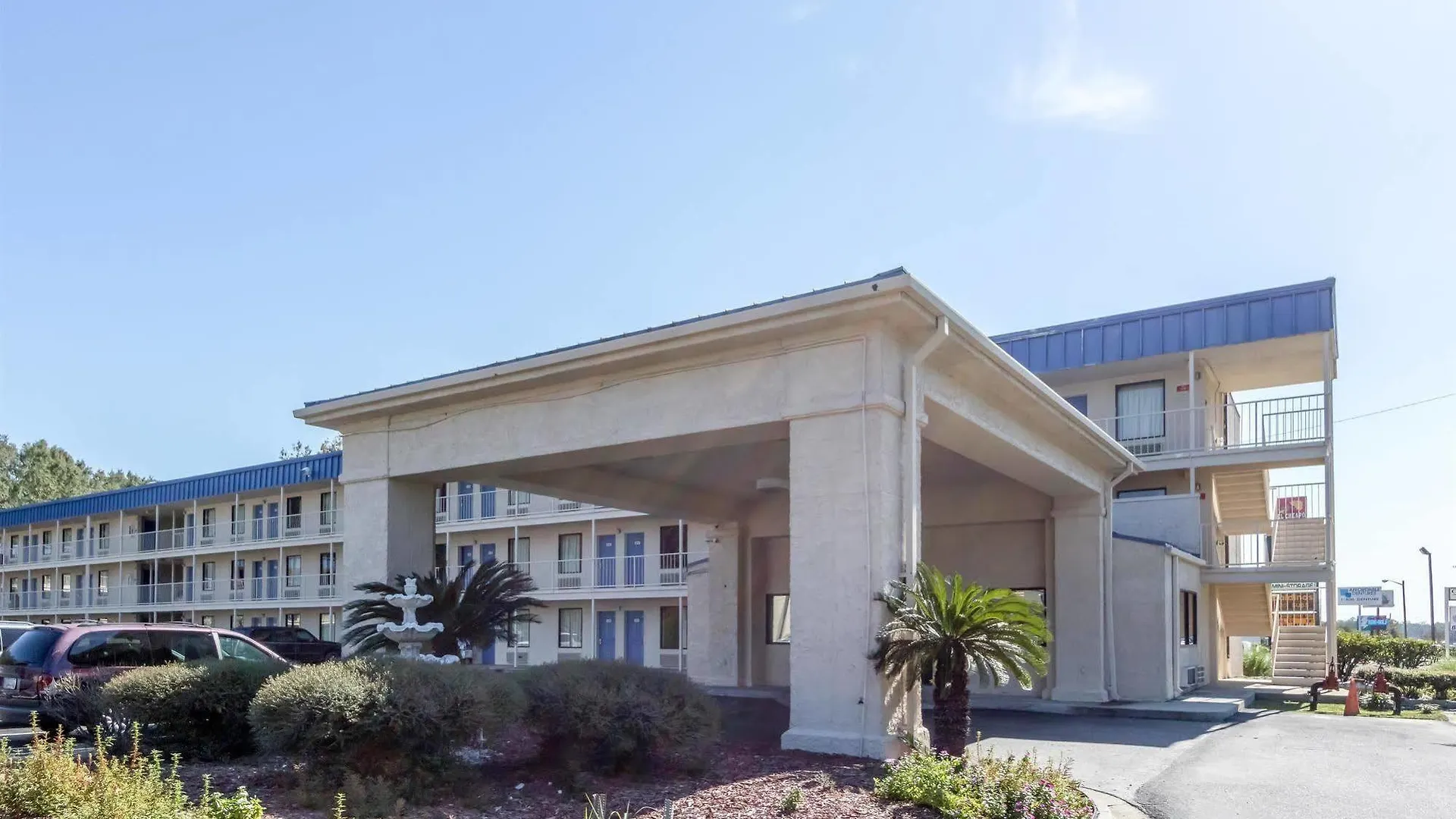 Hotel 6-pooler, Ga - Savannah Airport