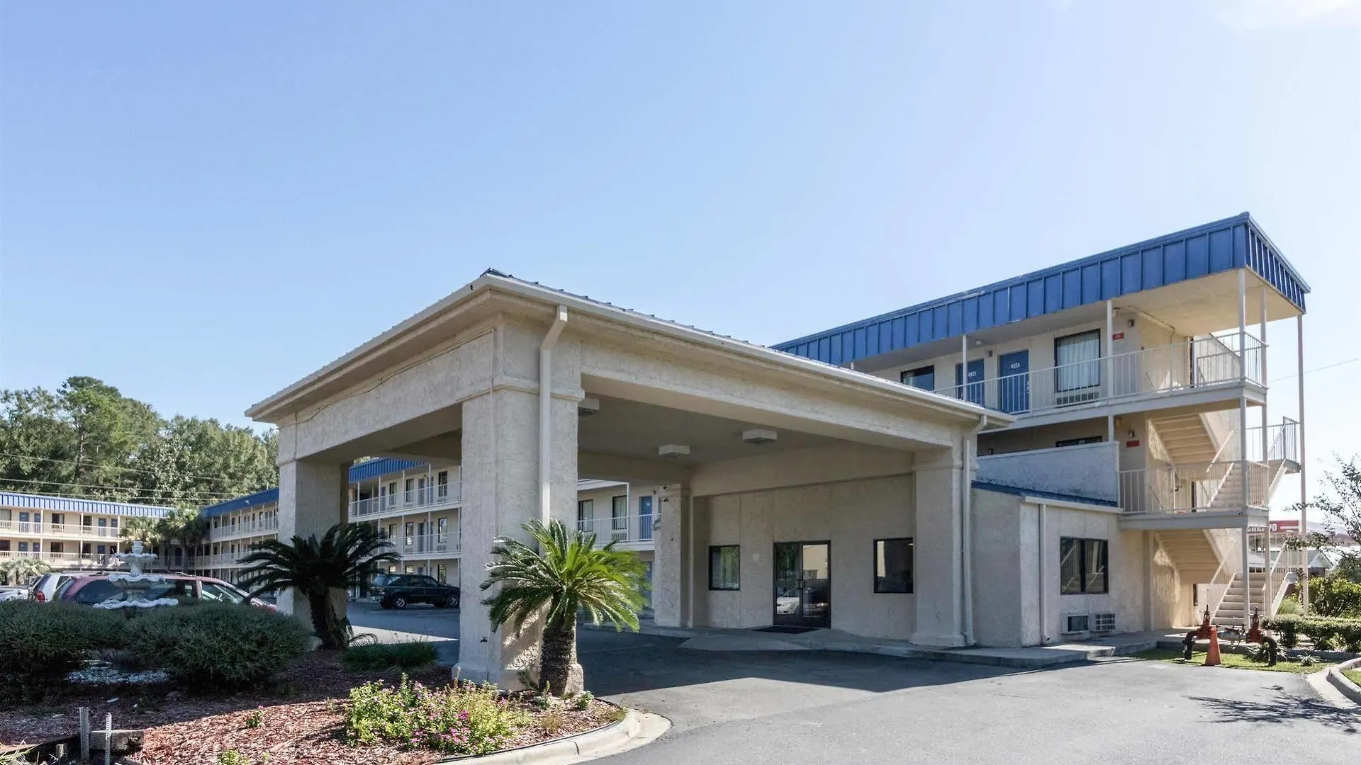 6-pooler, Ga - Savannah Airport