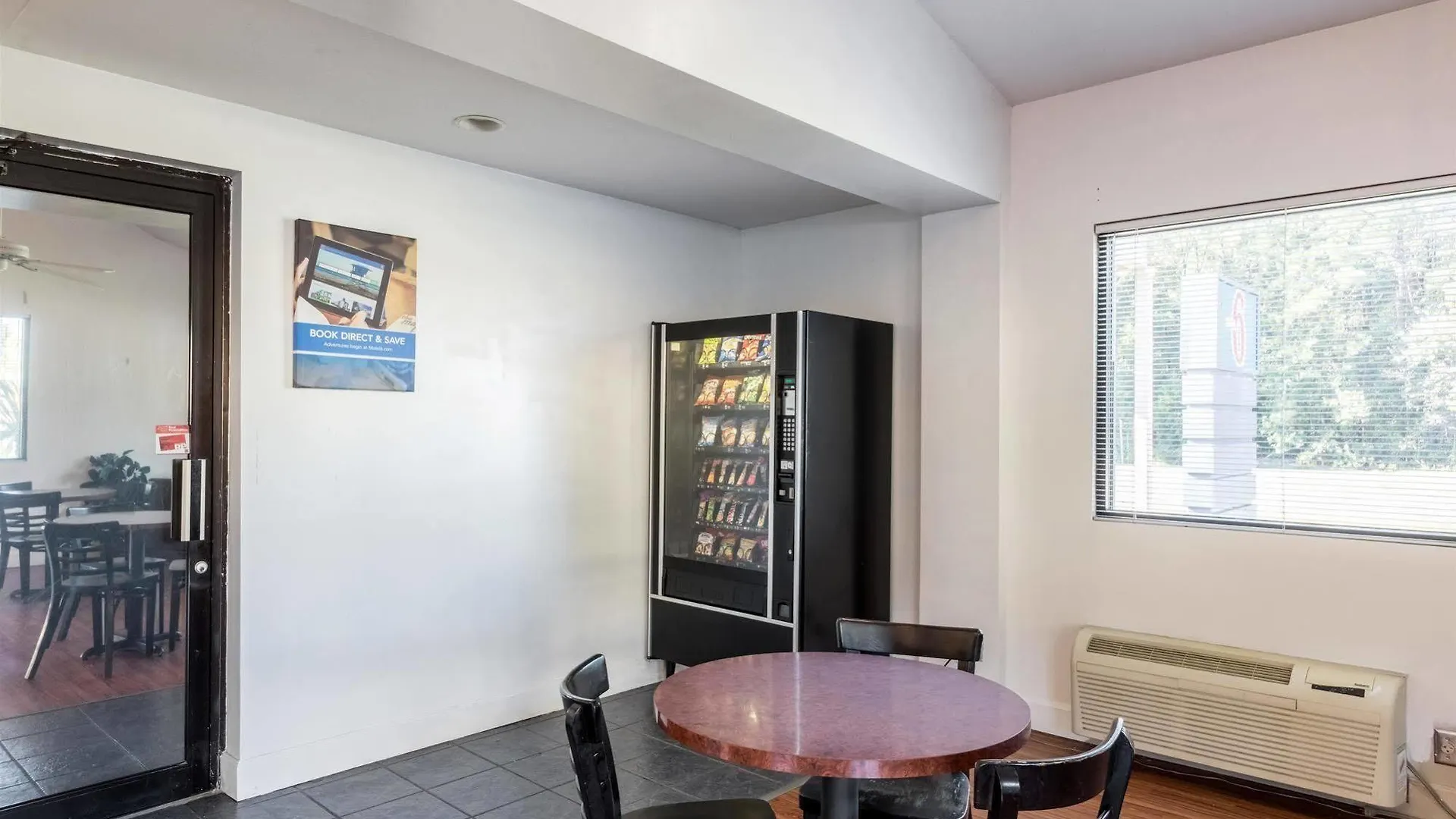 6-pooler, Ga - Savannah Airport Hotel 2*