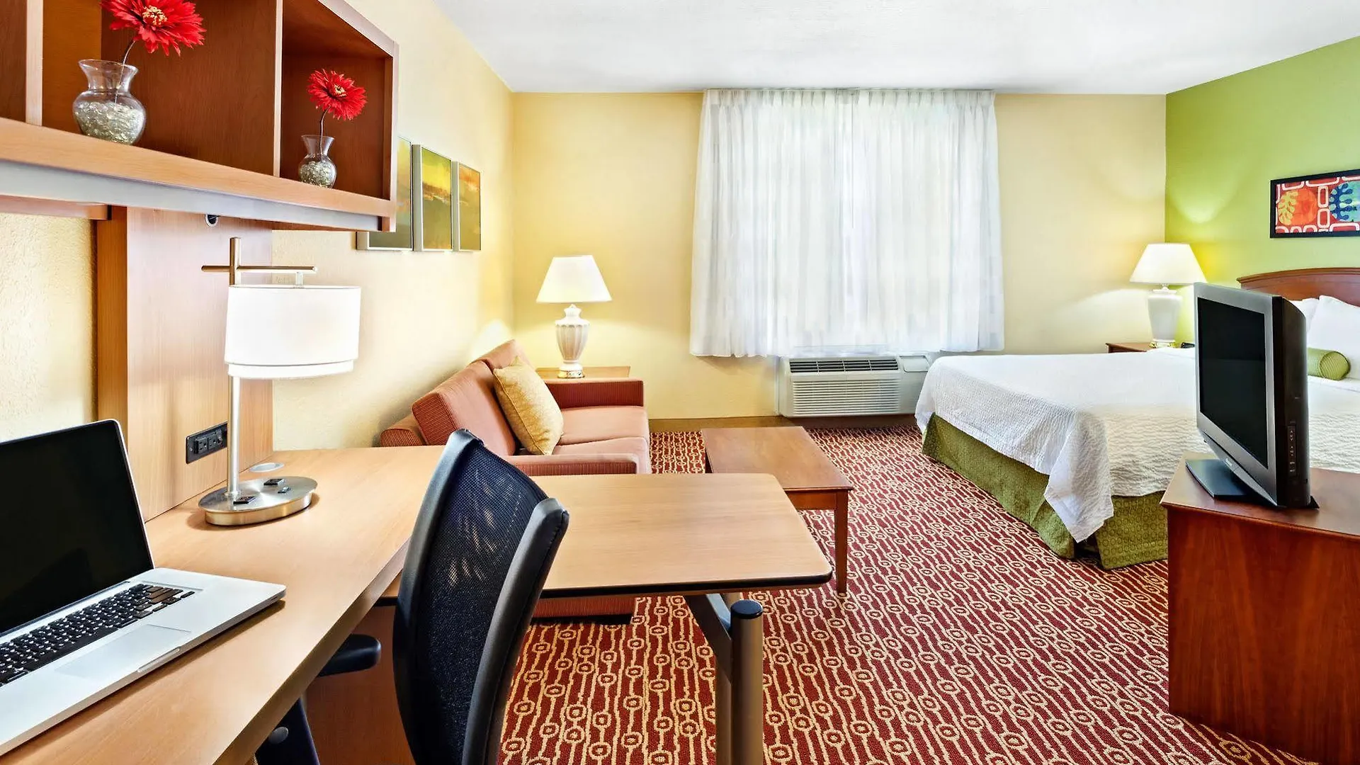 Towneplace Midtown Hotel