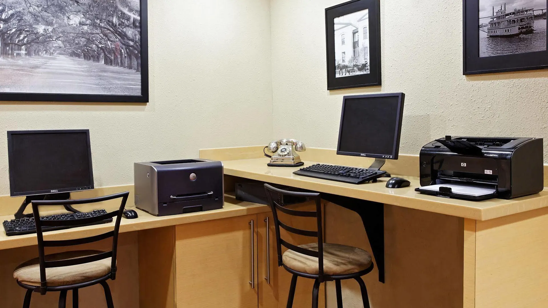 Hotel Towneplace Midtown 3*