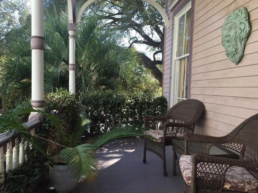Amethyst Garden 4* Savannah