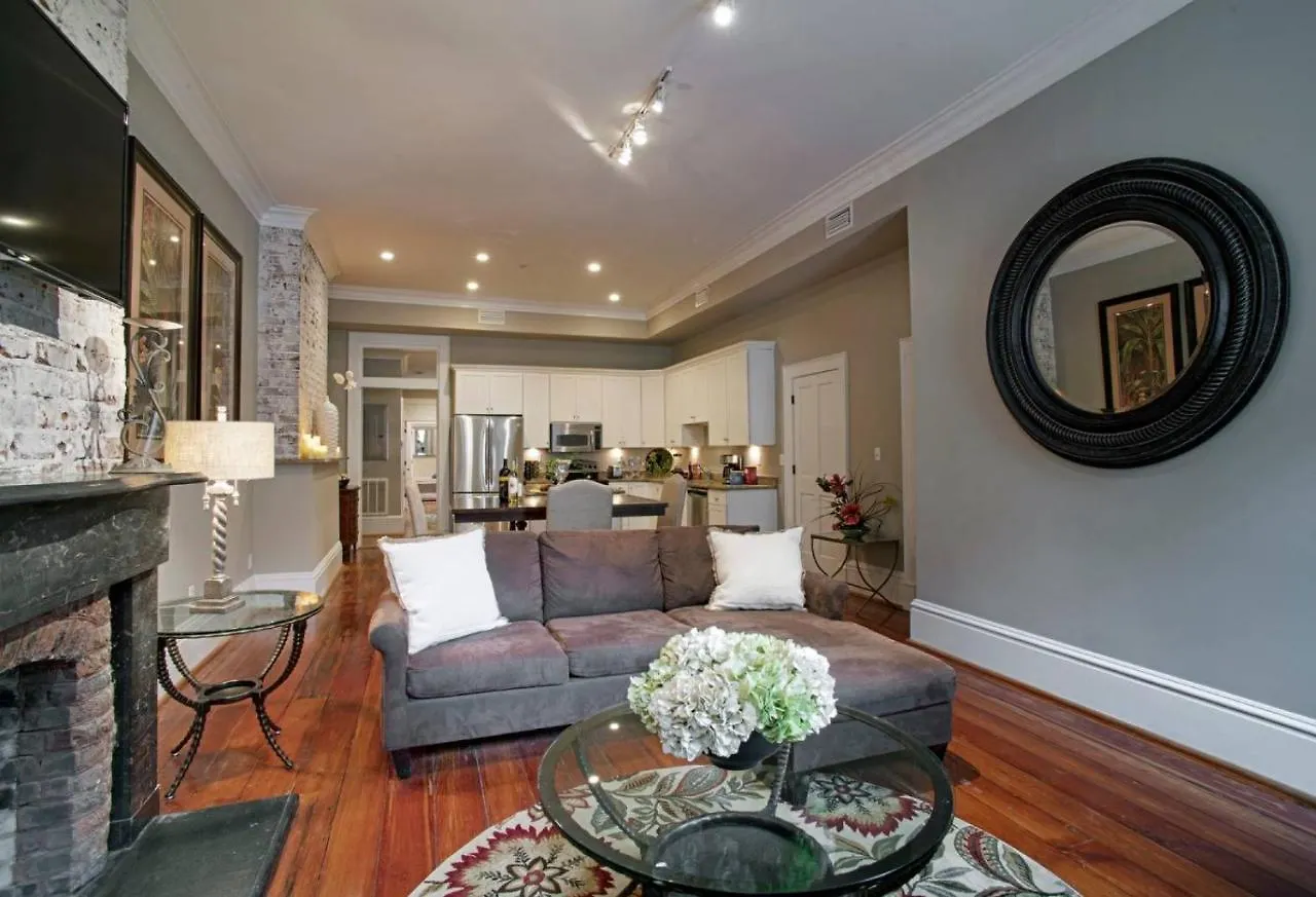 201 York #2 - Newly Renovated Parkside Apt! Appartamento Savannah