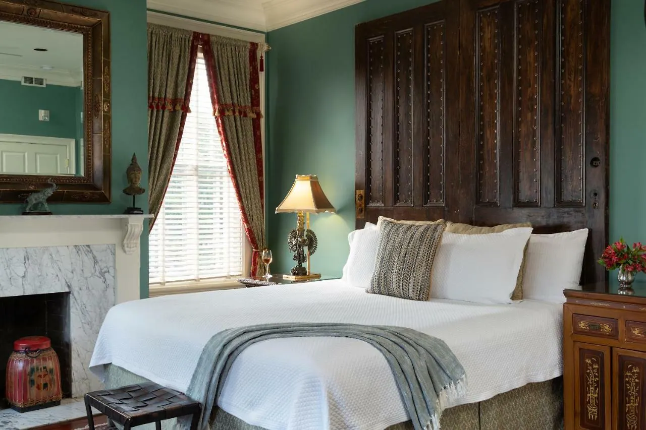 The On West Liberty Bed & Breakfast Savannah