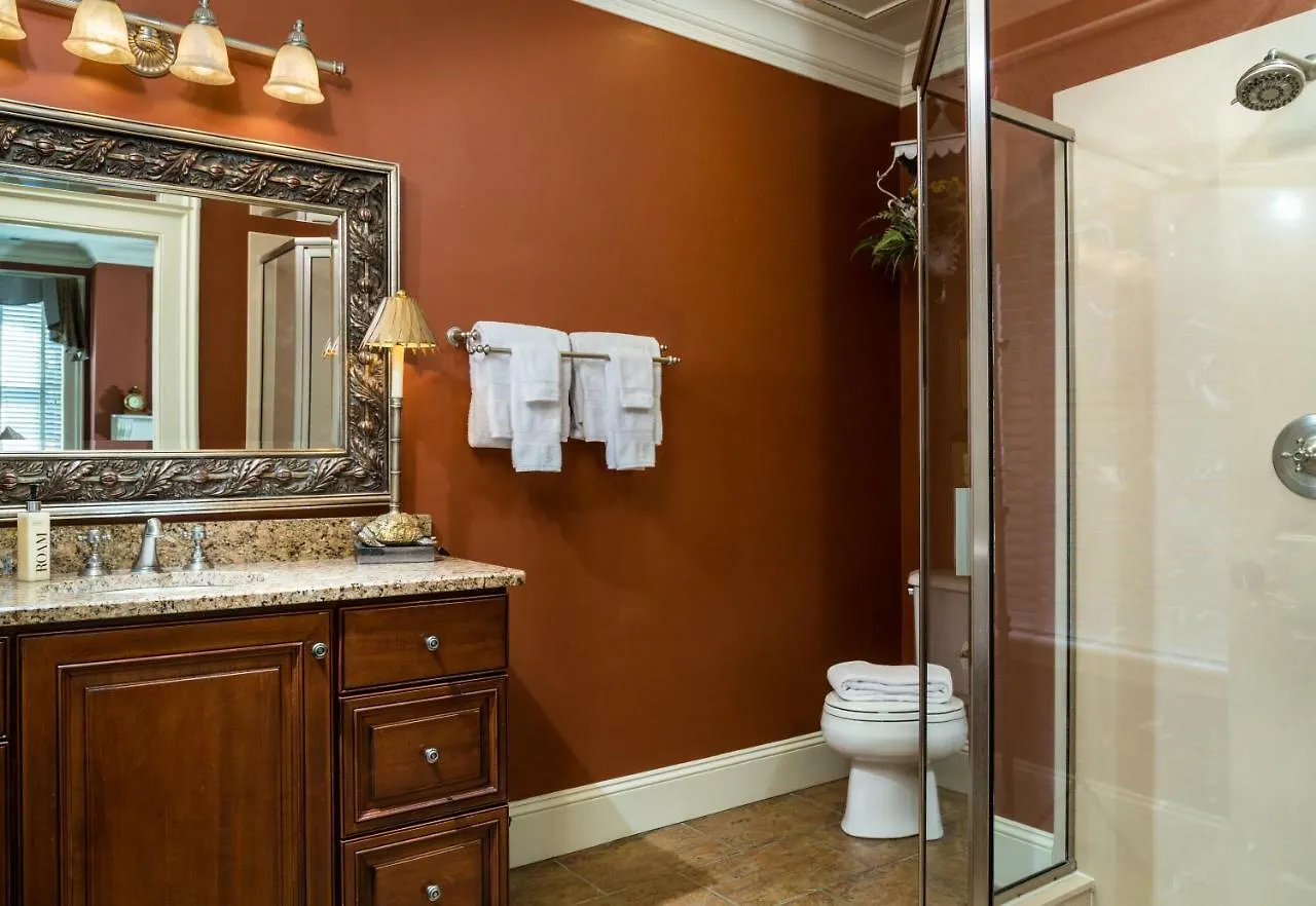 The On West Liberty Bed & Breakfast Savannah