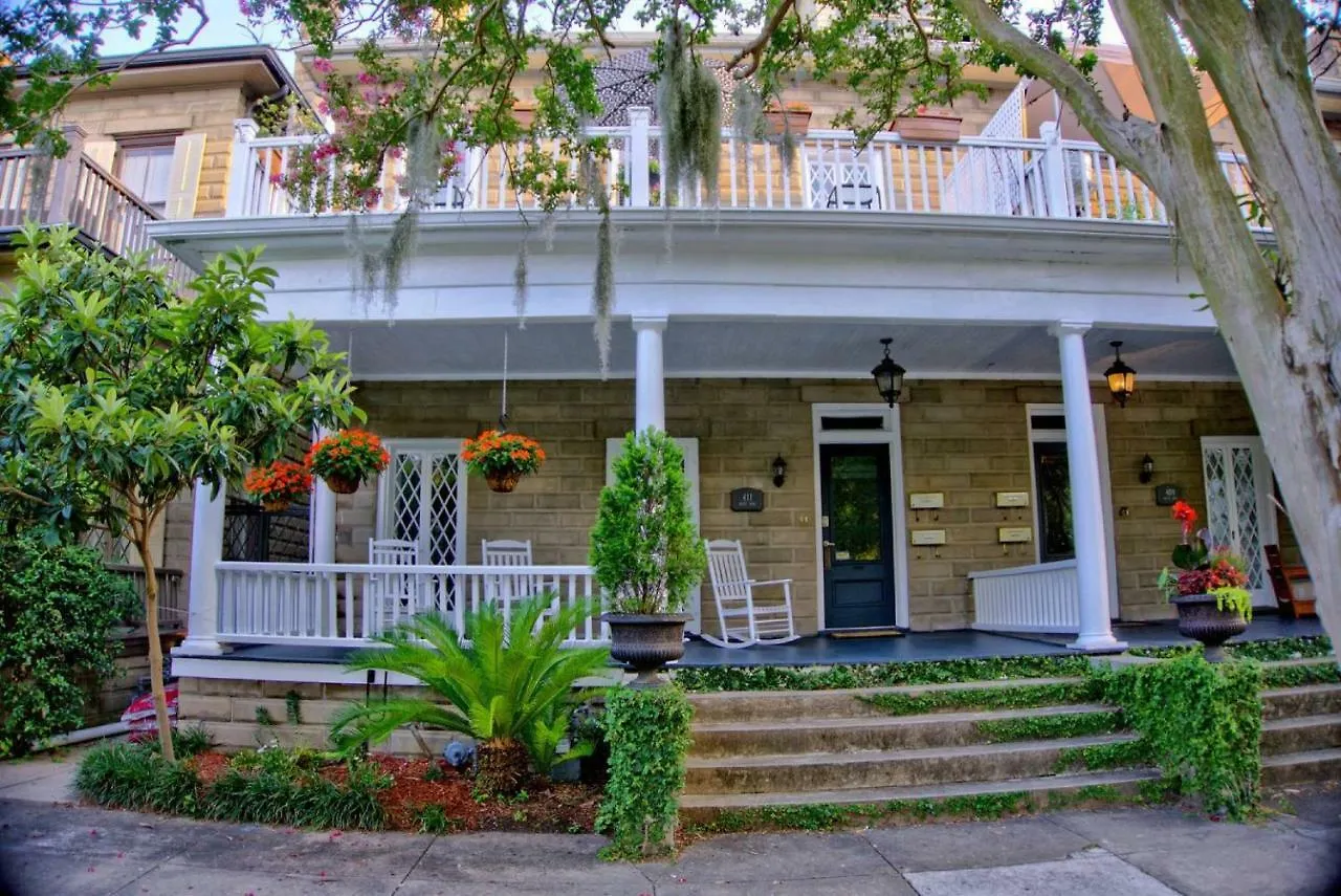 Bed & Breakfast Downtown Oasis 4*