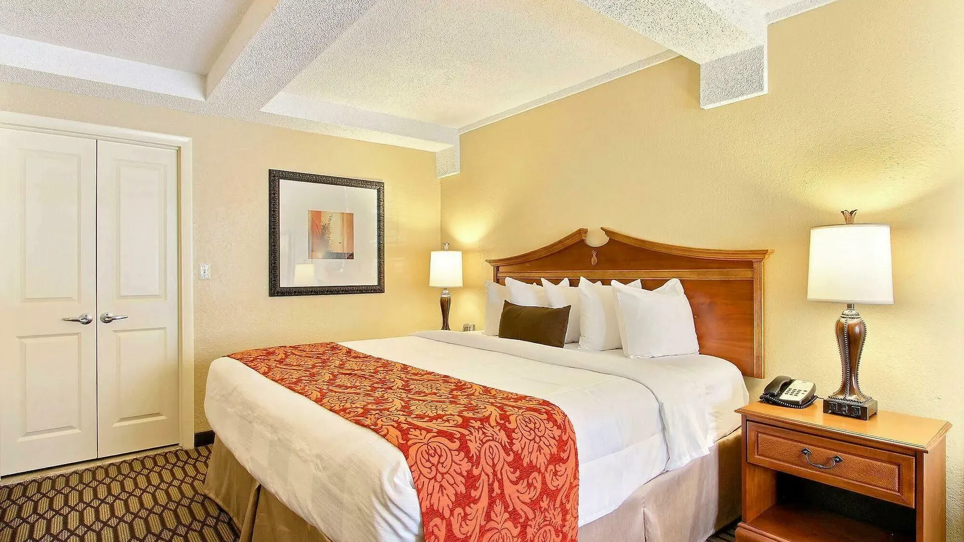 Hotel Western Historic District 3*