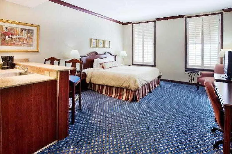 Staybridge Historic District By Ihg Hotel Savannah