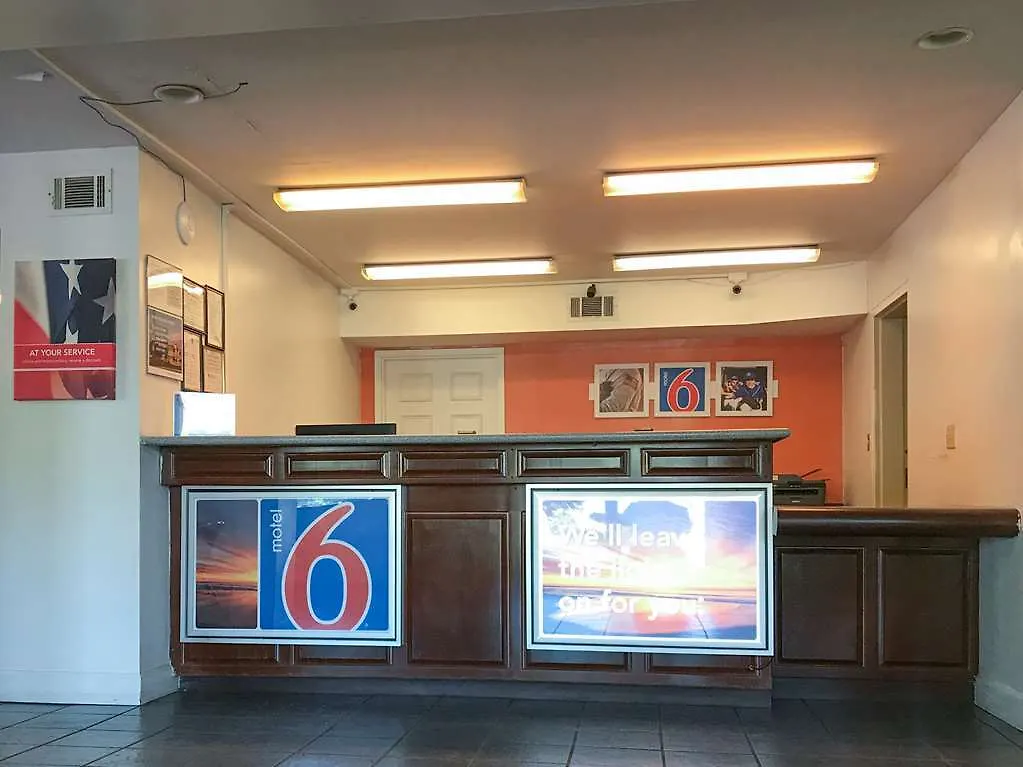 Hotel 6-pooler, Ga - Savannah Airport