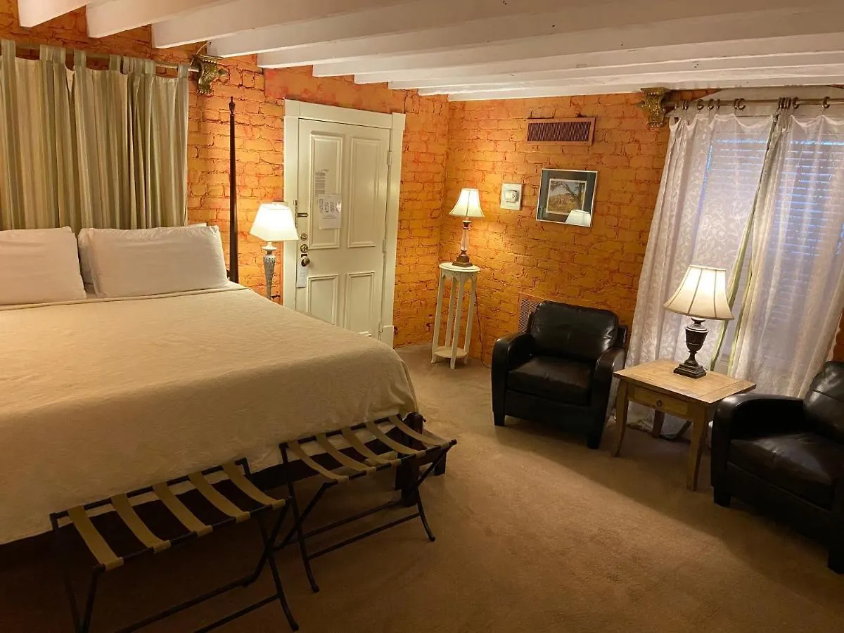 Bed & Breakfast Foley House Savannah