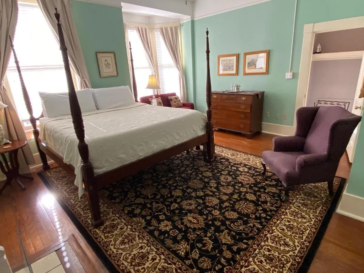 Foley House Bed & Breakfast Savannah