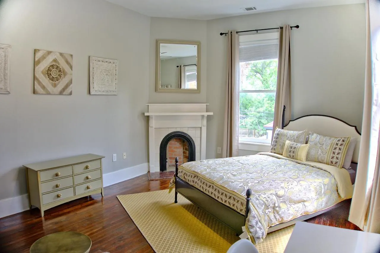 بيت للعطل 4 Bedroom Beauty In Historic Building *