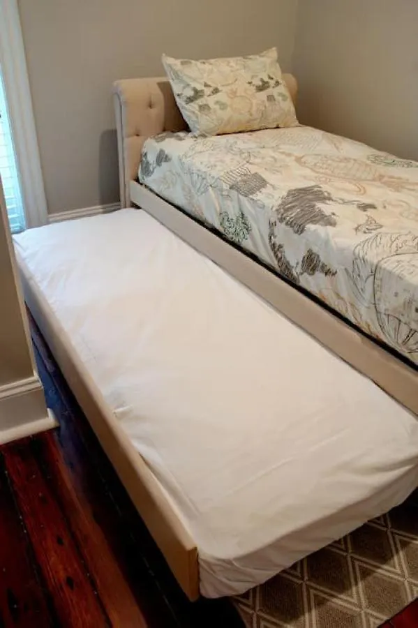 Restored Historic 5 Bedroom 4 And A Half Bath Holiday home Savannah