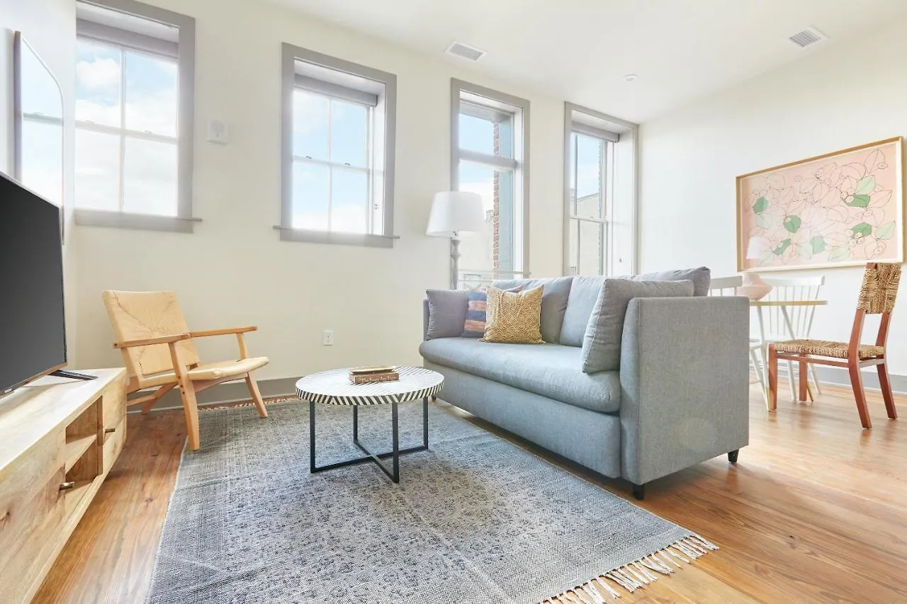 Sonder Telfair Square 3*