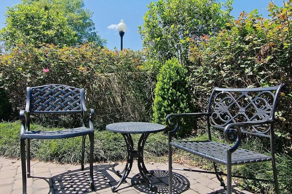 Hotel At Mulberry Grove (adults Only) Port Wentworth