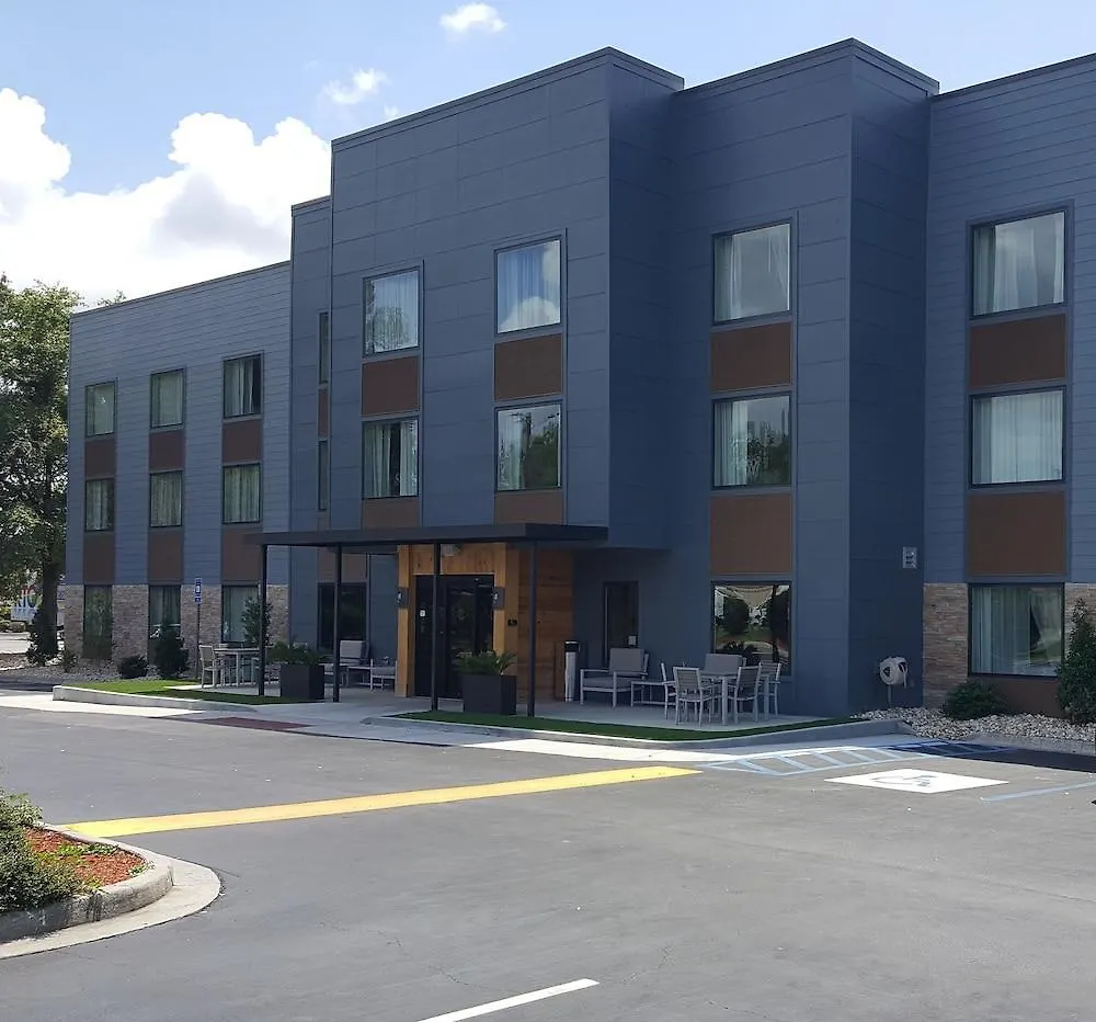 Hotel Country & By Radisson, Midtown, Ga Savannah