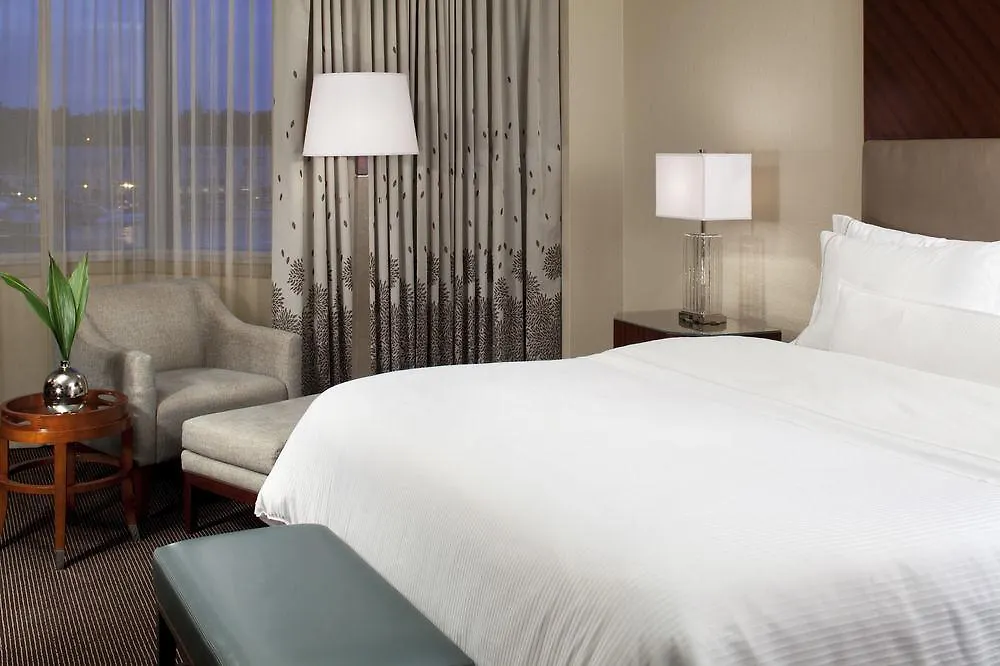 The Westin Harbor Golf & Savannah