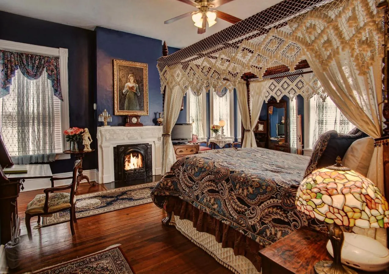Mcmillan Bed & Breakfast Savannah
