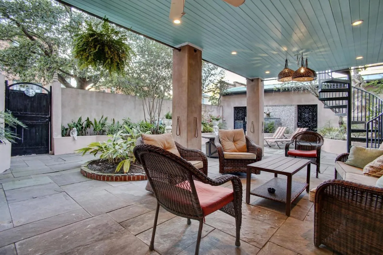 Bed & Breakfast Mcmillan 4*