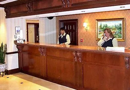 Courtyard By Marriott Downtown - Historic District 3*