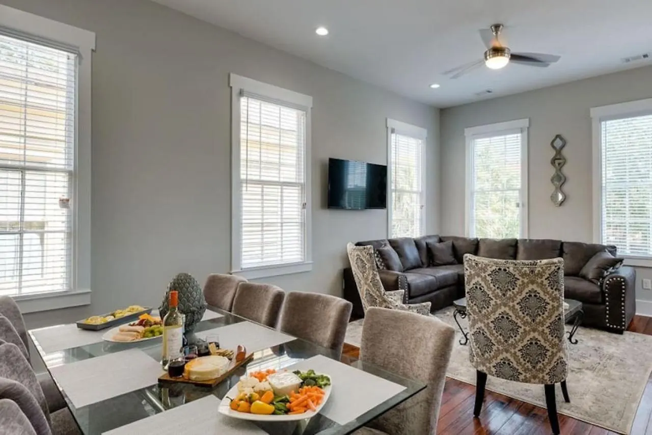 111 Waldburg Street Beautifully Renovated Historic 5 Bedroom 5 Bath