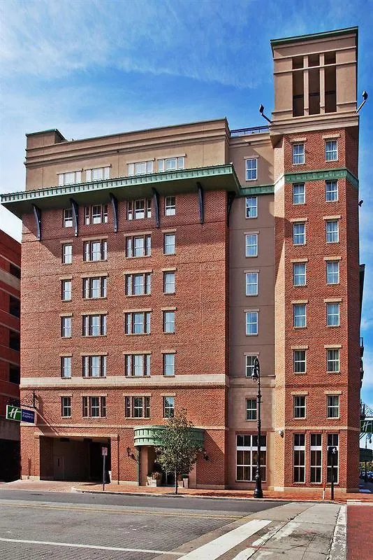 Express - Historic District 2*