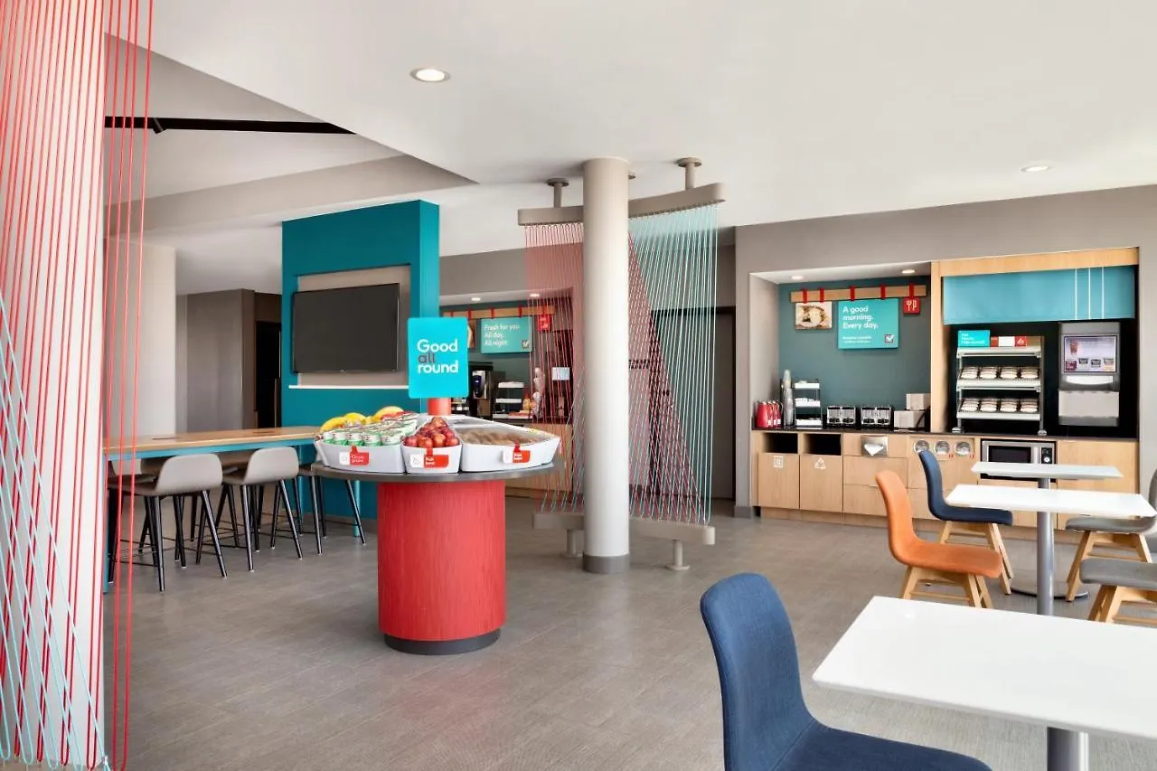 Avid - South - Gateway By Ihg Savannah