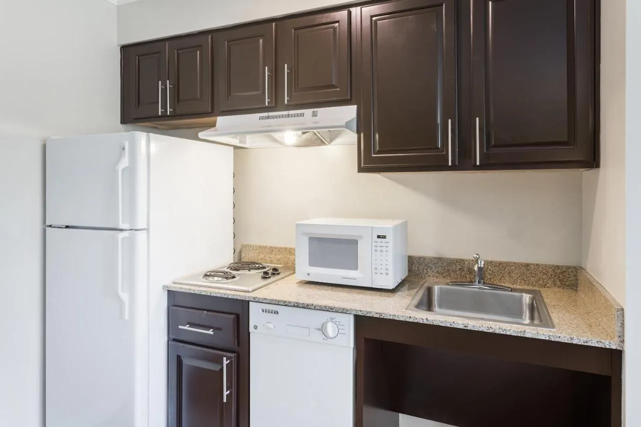Staybridge Historic District Hotel 3*