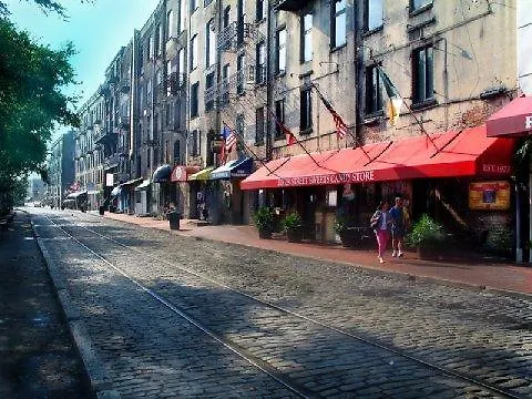 Hotel Staybridge Historic District
