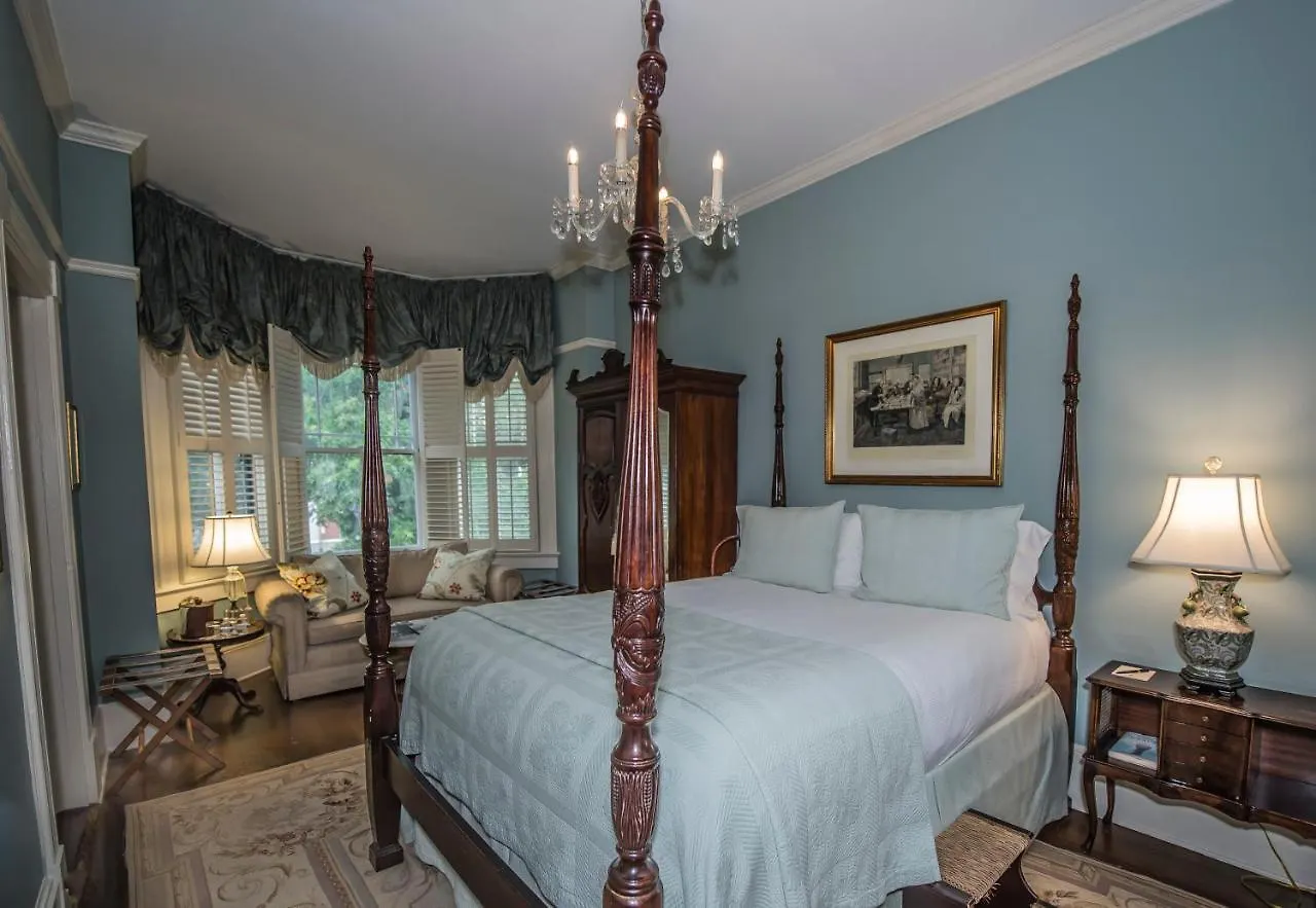 Ballastone Hotel Savannah