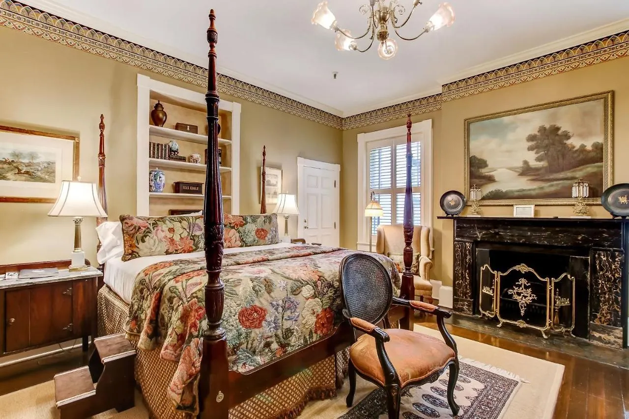 Hotel Ballastone 4*