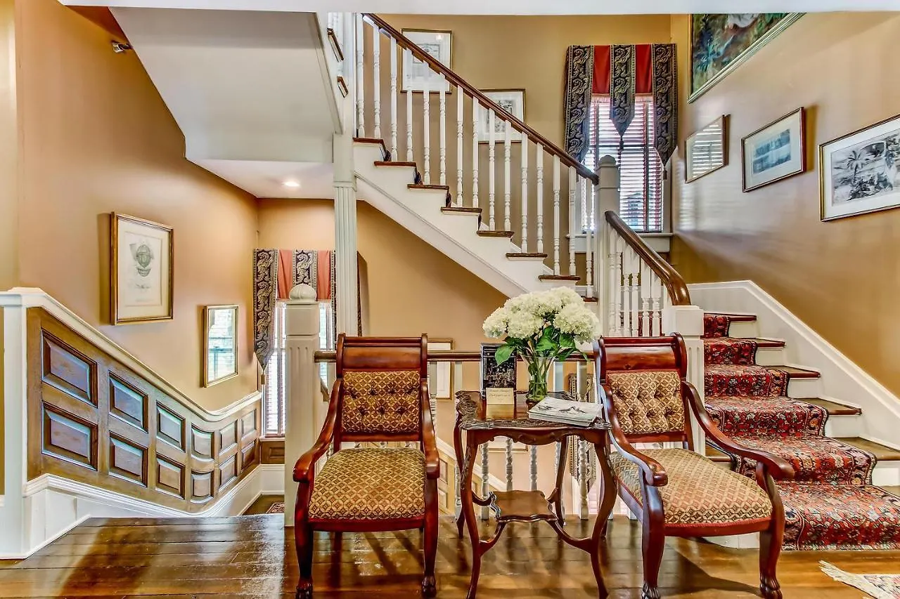 Hotel Ballastone