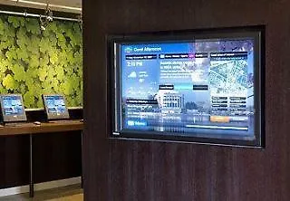 Courtyard By Marriott Midtown Hotel