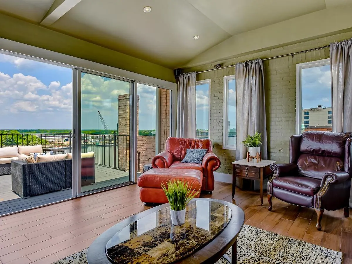 Holiday home Riverview Penthouse