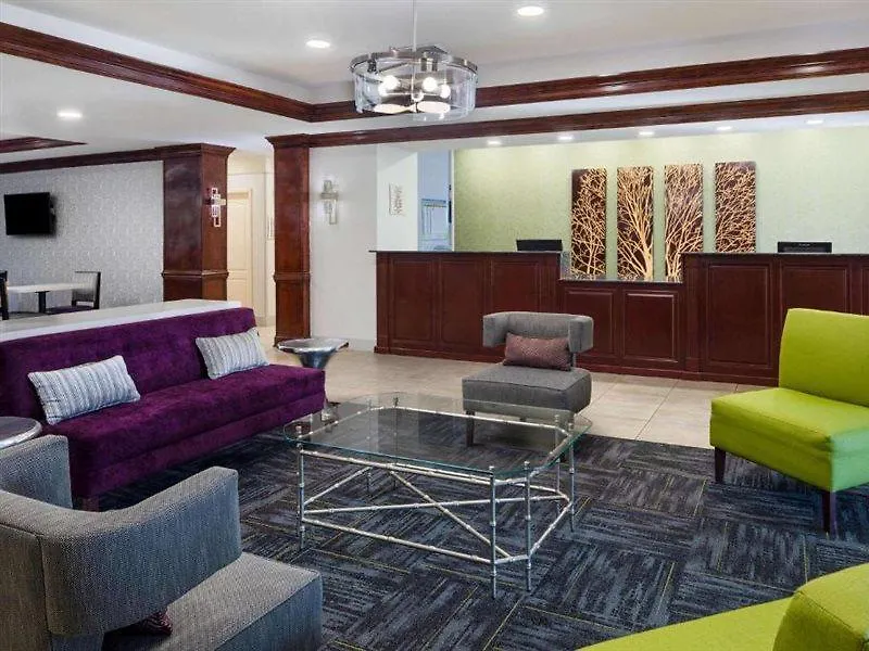 La Quinta By Wyndham Airport - Pooler Hotel 3*