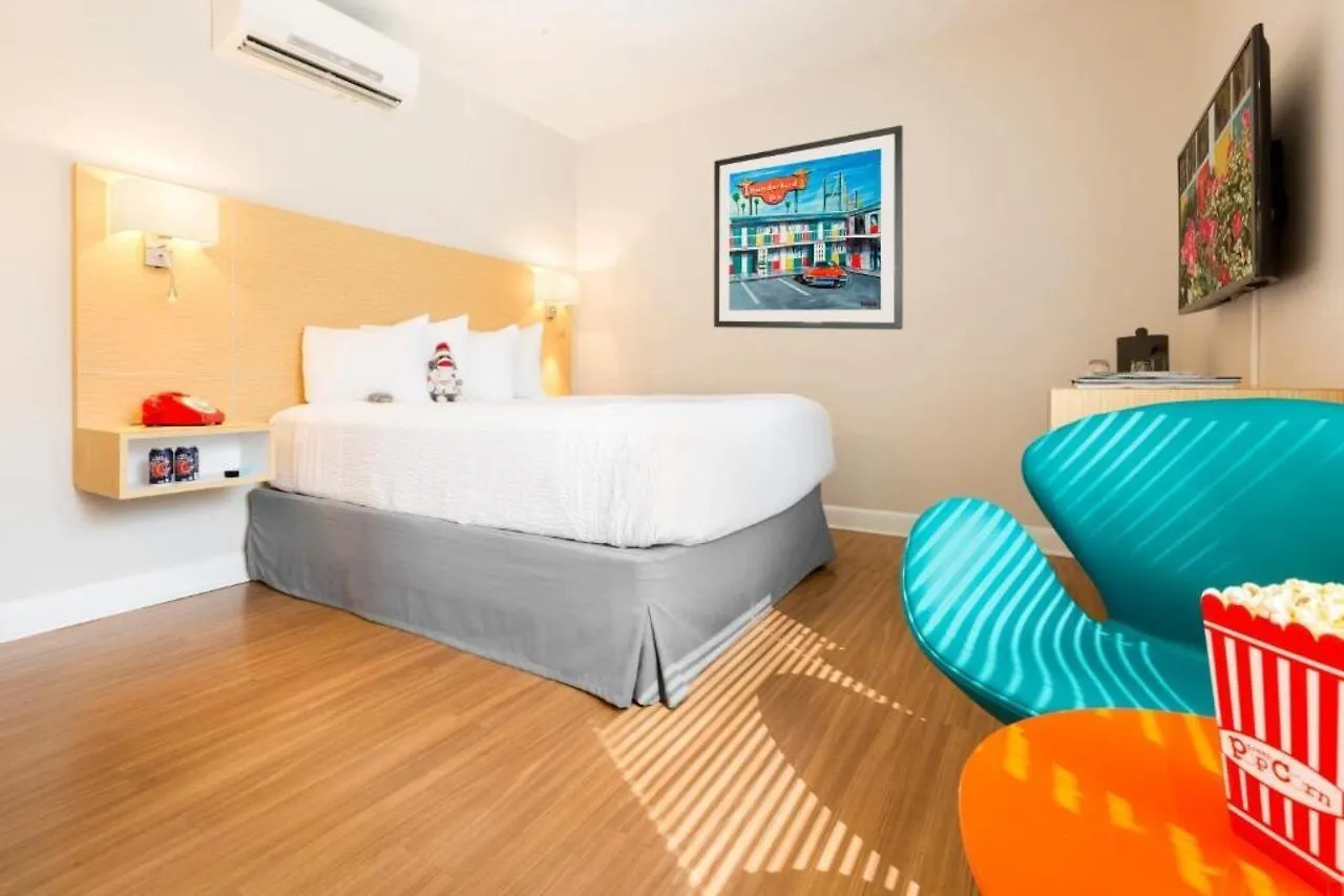 Otel The Thunderbird