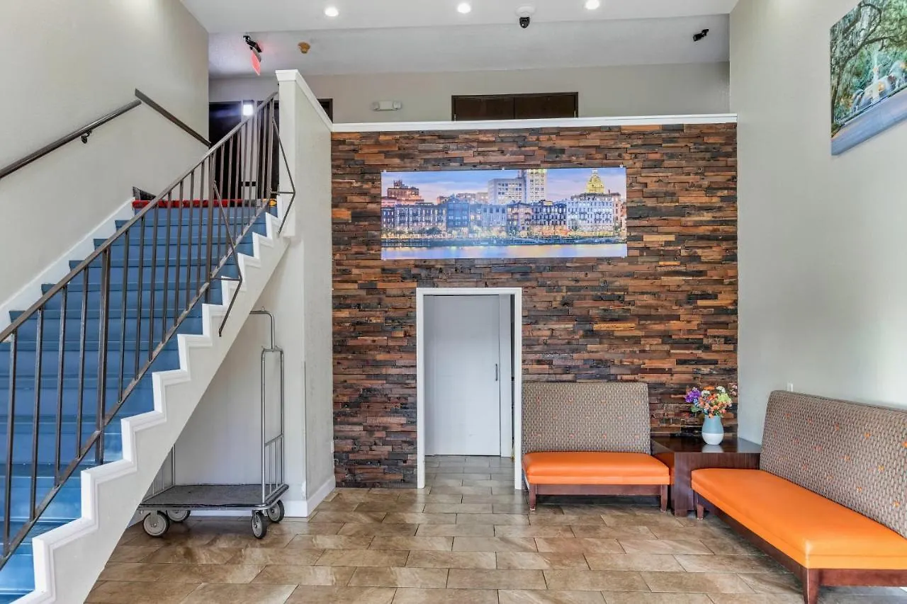 Days By Wyndham Gateway I-95 Hotel 2*