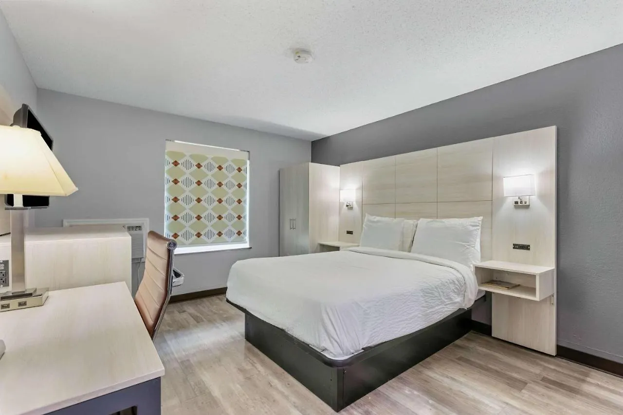 Hotel Days By Wyndham Gateway I-95 Savannah