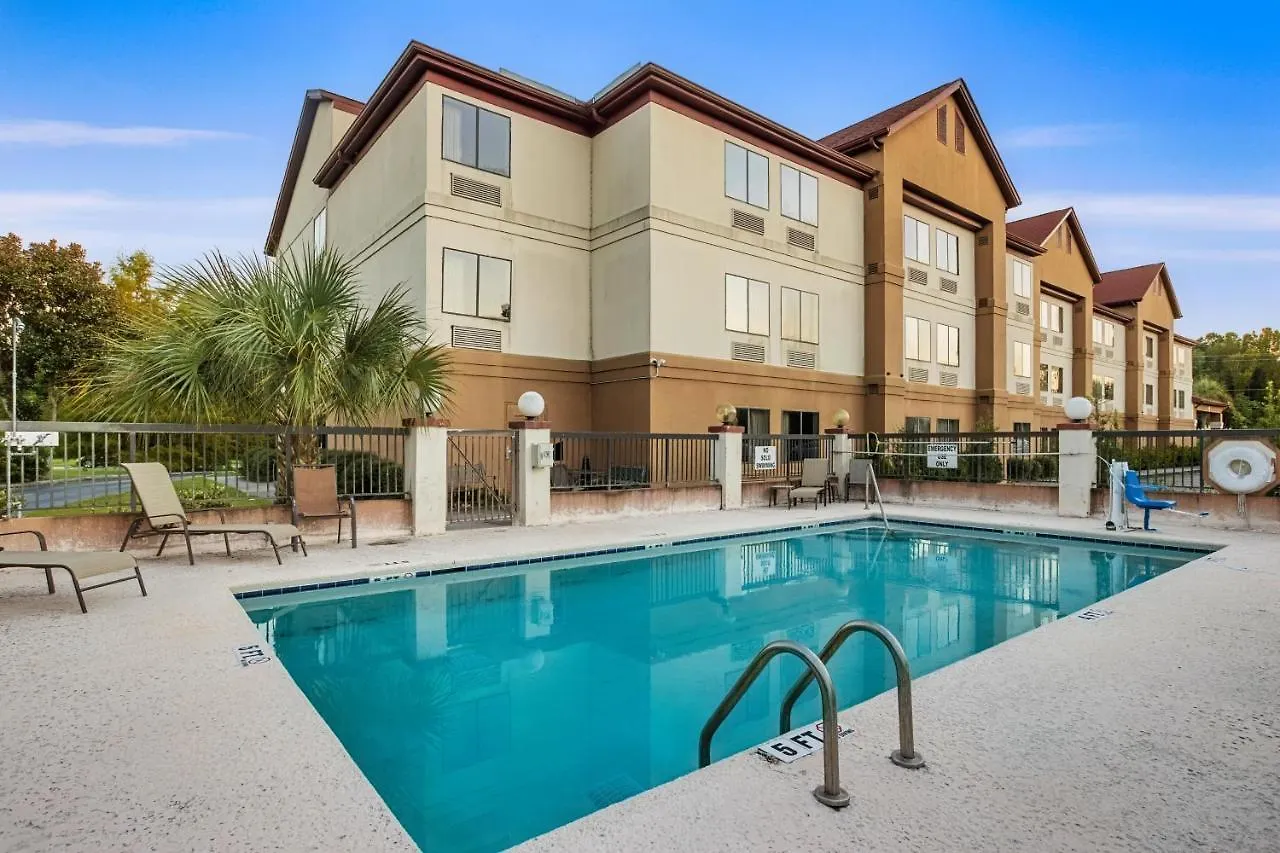 Clarion Pointe Gateway I-95 Hotel Savannah