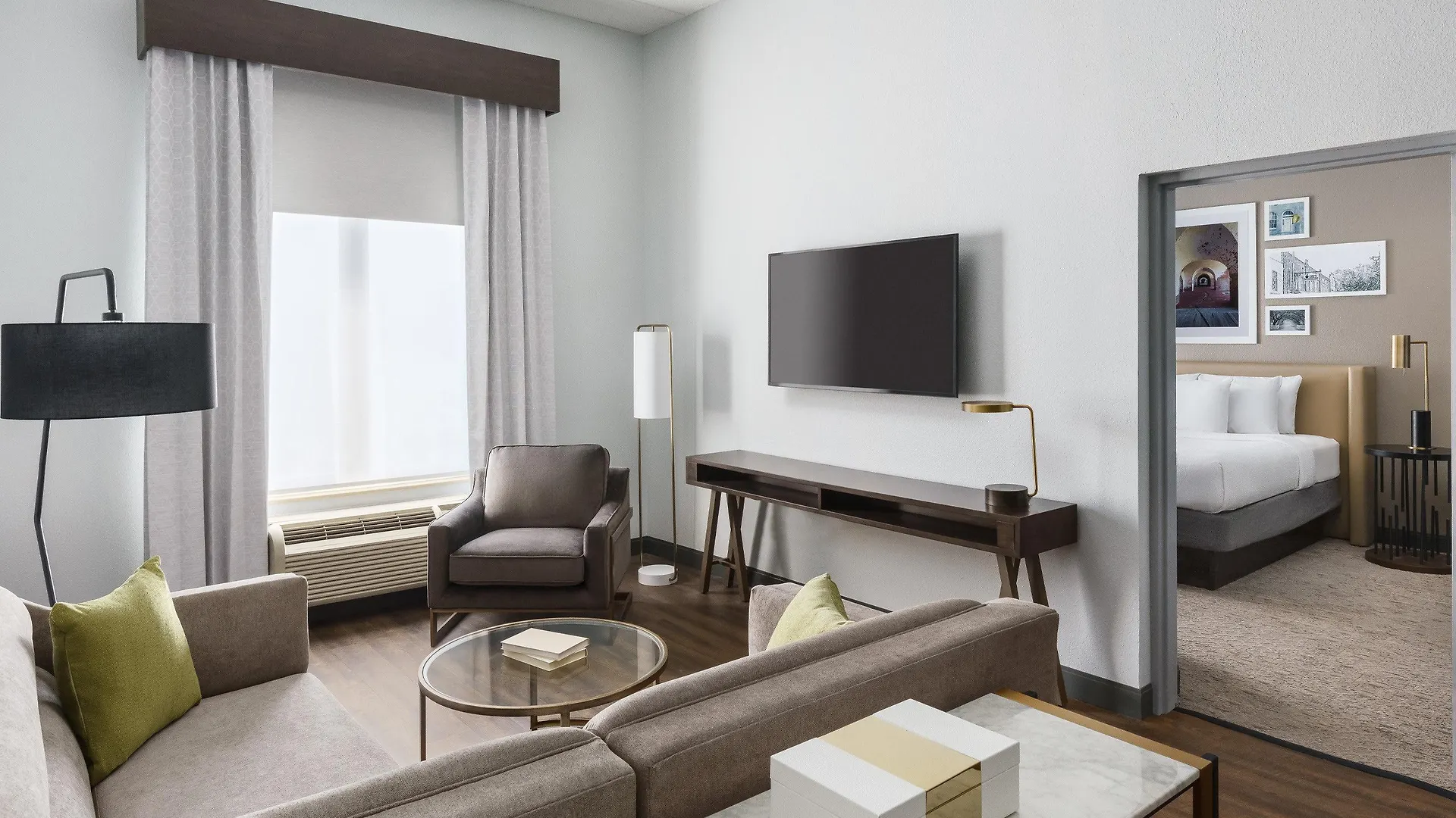 The Bluff Savannah, Tapestry Collection By Hilton