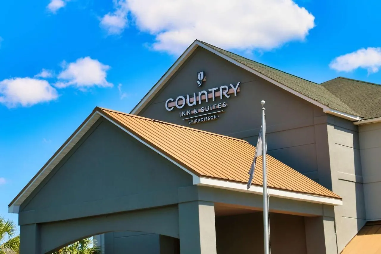 Hotel Country & By Radisson, Gateway, Ga Savannah